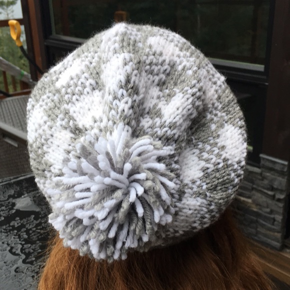 Hand Knit Lumberjack Hat/Toque - Picture 2 of 6